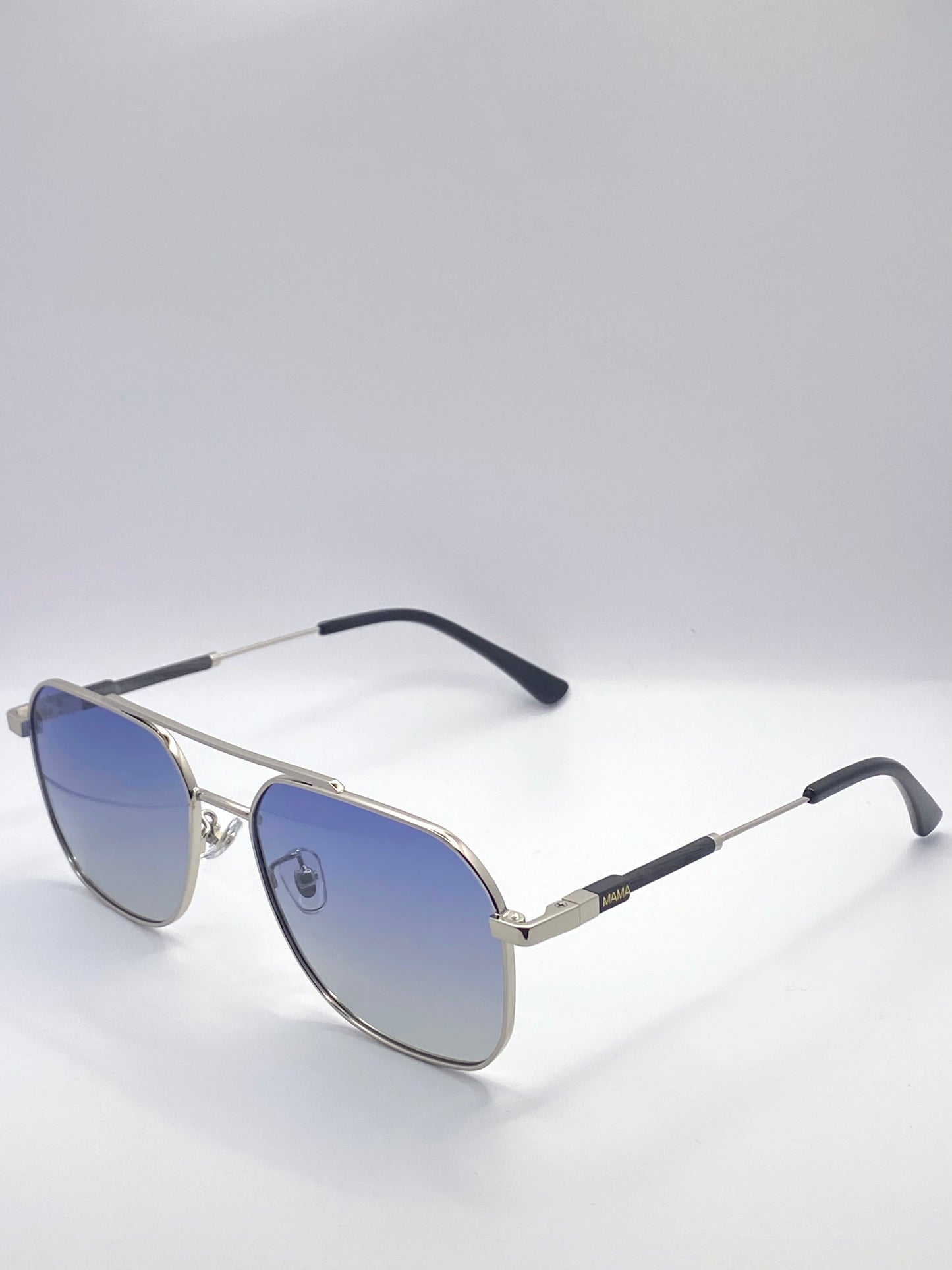 Lunettes de soleil argentées verres bleus – Mama Janet