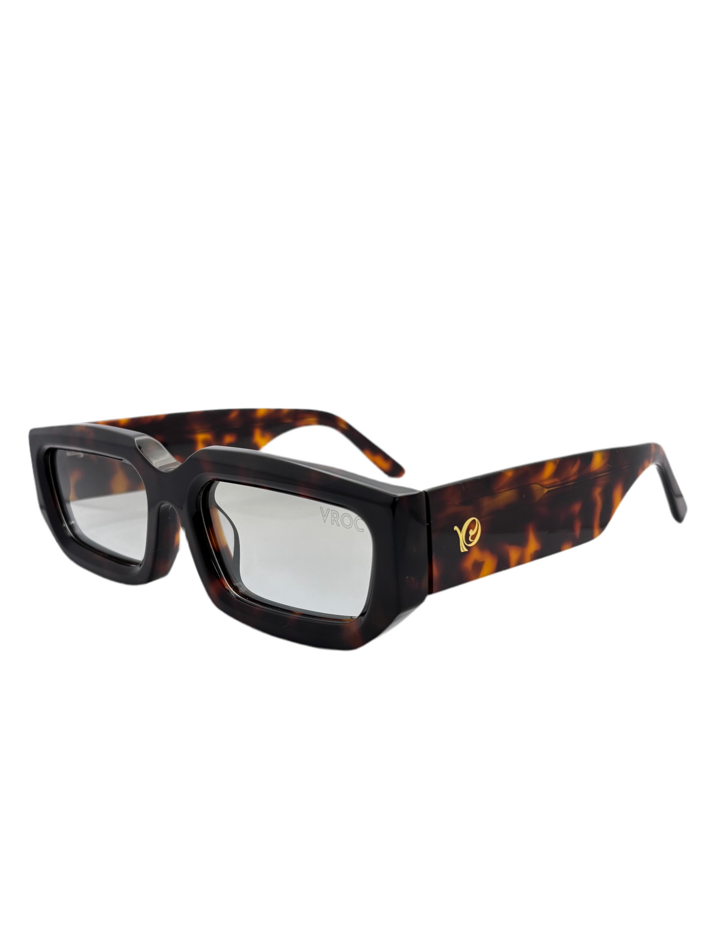 photo des Lunettes de soleil écaille marron aux nuances chaudes et naturelles de la marque VROC.