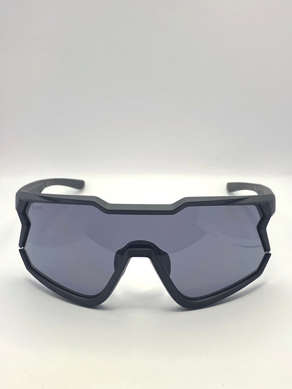 Lunettes de soleil femme MAMA Serena noires sportives et ergonomiques